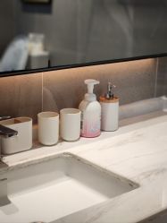 -爱瑞馨母婴护理中心(喜马拉雅店)