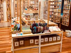 -猫的天空之城概念书店(杭州南宋御街店)