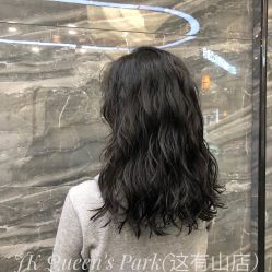 -银星女王公园发型艺术沙龙