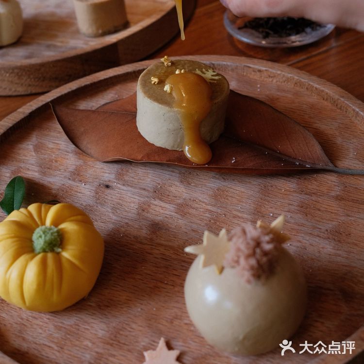 元古🍂“云天收夏色，木叶动秋声。”