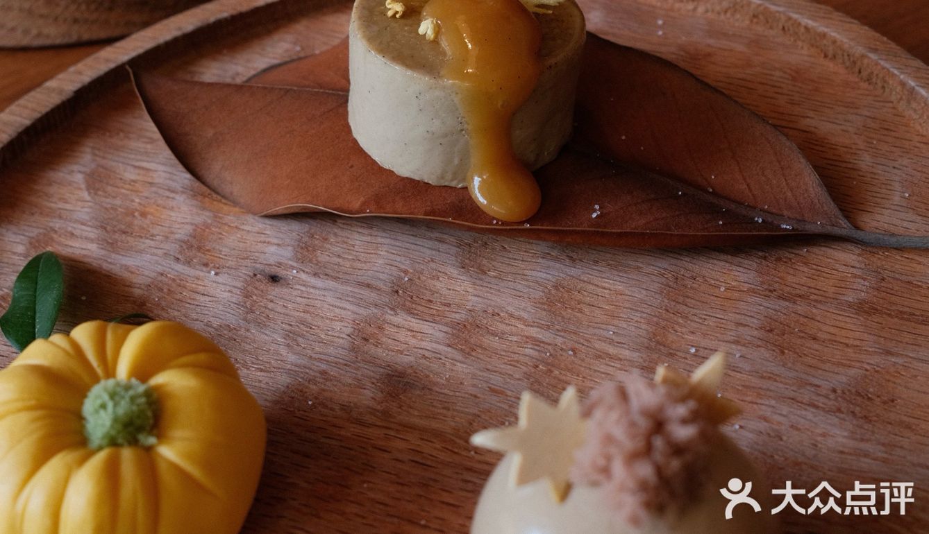 元古🍂“云天收夏色，木叶动秋声。”