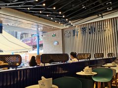 大堂-野萃山·潮汕厚果汁(十亩地店)