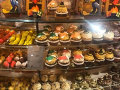 -文艺复兴百货(米兰大教堂广场店)