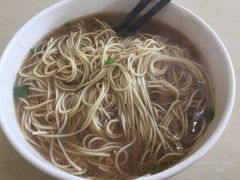 -老西白点心店