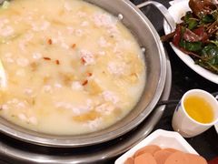 -老来福·非遗酸汤兔(凯旋路店)