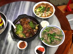 啫啫煲仔粉-珍珍小食店(西华路店)