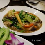 这家泰餐【吃饭泰餐厅】很好吃，周四双人餐有半价活动！ 