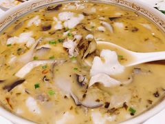 酸菜鱼-渝信川菜(工体店)