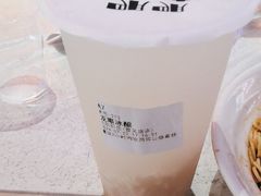 -肥肥虾庄·金牌油焖大虾(首义路店)