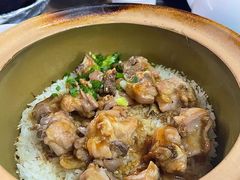 滑鸡排骨煲仔饭-红星光发煲仔饭(文海店)