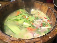 -秋语木桶鱼.酸菜鱼(开发区火车站店)
