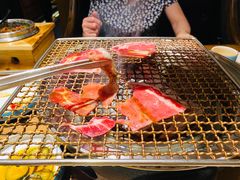 黑牛六拼-明洞阿姨·韩式酱蟹烤肉·创意料理(三元桥店)