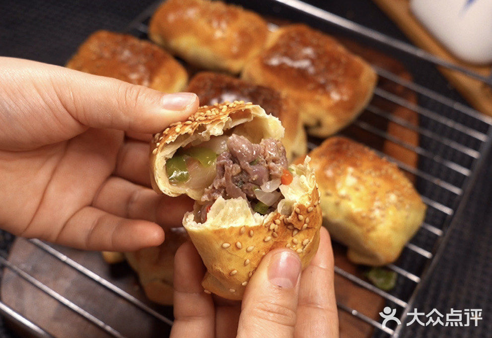 新疆烤包子，汤汁不外流的制作技巧，免费分享！