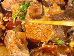 -大众跷脚牛肉馆·非遗传承单位(峨眉山店)