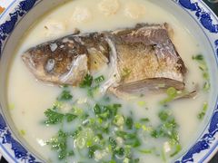 -南京金牛湖巨碗鱼头