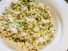 柳树芽豆腐-华盛园卷子王农家菜水库鱼