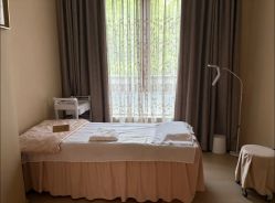 -百秀名媛纹绣美学护肤中心