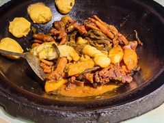 -鱼窝棚柴火铁锅炖(富山屯店)