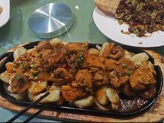 -桃子餐厅·天津菜(王顶堤总店)