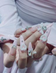 -瞧·享轻奢美甲美睫