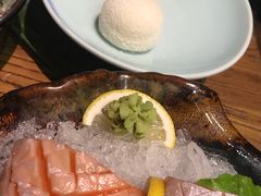 三文鱼刺身-黑牛の店·和牛烧肉(合生汇店)