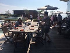 -瑰丽酒店·海吧·天际下午茶·现场DJ·天台酒吧