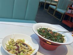 -阿瓦山寨·湘菜现炒·剁椒鱼头王(咸阳总店)