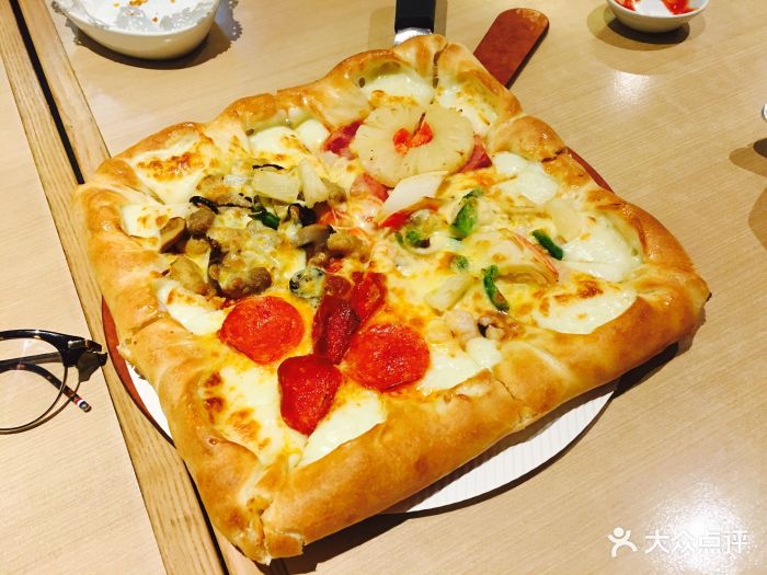 必胜客(上地华联店)普装芝心新品美式至尊四拼比萨图片 - 第6张