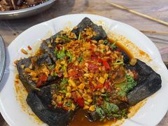 -江城燕子大排档(江汉路步行街店)