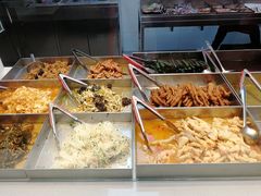 -狗撵鸭(泰山公寓店)