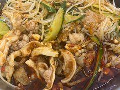 -周良天山牛杂城(天山路总店)
