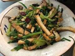 香芹炒豆干-印象老灶台三下锅·湘西本土原味菜(黄龙洞店)