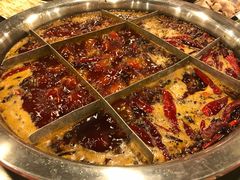 -邓莽子老火锅(中兴路总店)