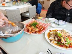 -覃记海鲜美食餐厅