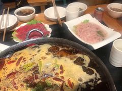 -锅首鲜品火锅(鸳鸯店)