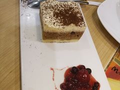 -必胜客(城西银泰店)