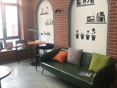-新华书店(永安路店)