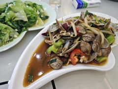 -覃记海鲜美食餐厅