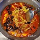 这家店大概是我在周边吃的几家铁锅炖中最好吃的