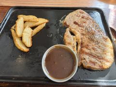 -必胜客(WOW阿罗海店)