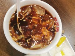 红糖冰粉-双燕楼·手工馄饨·汤面小吃(世纪汇店)