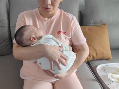 -苏州雏渐肥月嫂