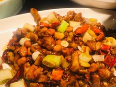宫保鸡丁-蜀宴小调·精致家常菜(来福士店)