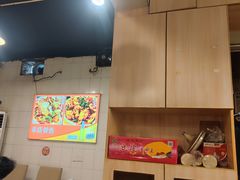 -鸿顺老铁锅美蛙鱼府(解放碑店)
