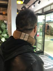 -FRIDAY星期五专业美发沙龙
