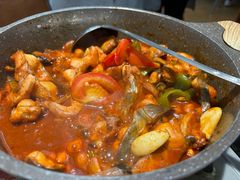 -刘姐啤酒鱼民族演艺餐厅(西街总店)