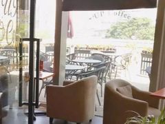 -西西弗书店&矢量咖啡(来福士广场店)
