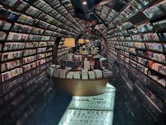 -钟书阁(珍园店)