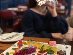 甜点拼盘-Golden Lily河内巴黎法越料理餐厅(建国西路店)