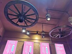 -阿婆情腊排骨火锅(金虹路店)